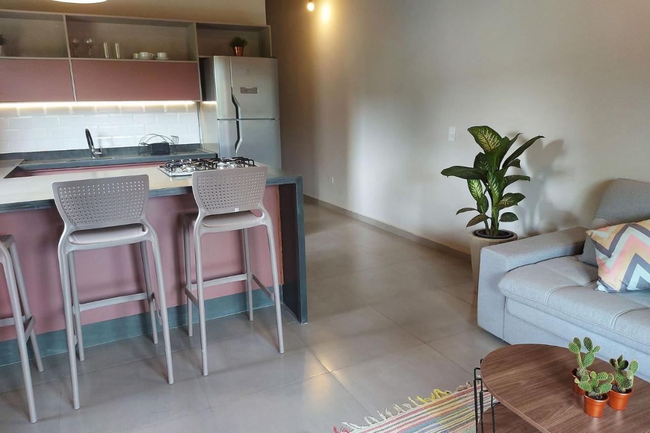 Sapeca - Novo Flat C/ Piscina, 50Mts Da Praia, Churrasqueira Privativa, Ar Con, Wi-Fi, Netflix, Garagem Araquari Zewnętrze zdjęcie